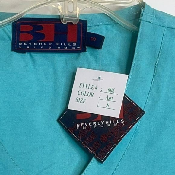 NWT Beverly Hills Uniform Scrubs Top Small S - Picture 4 of 6
